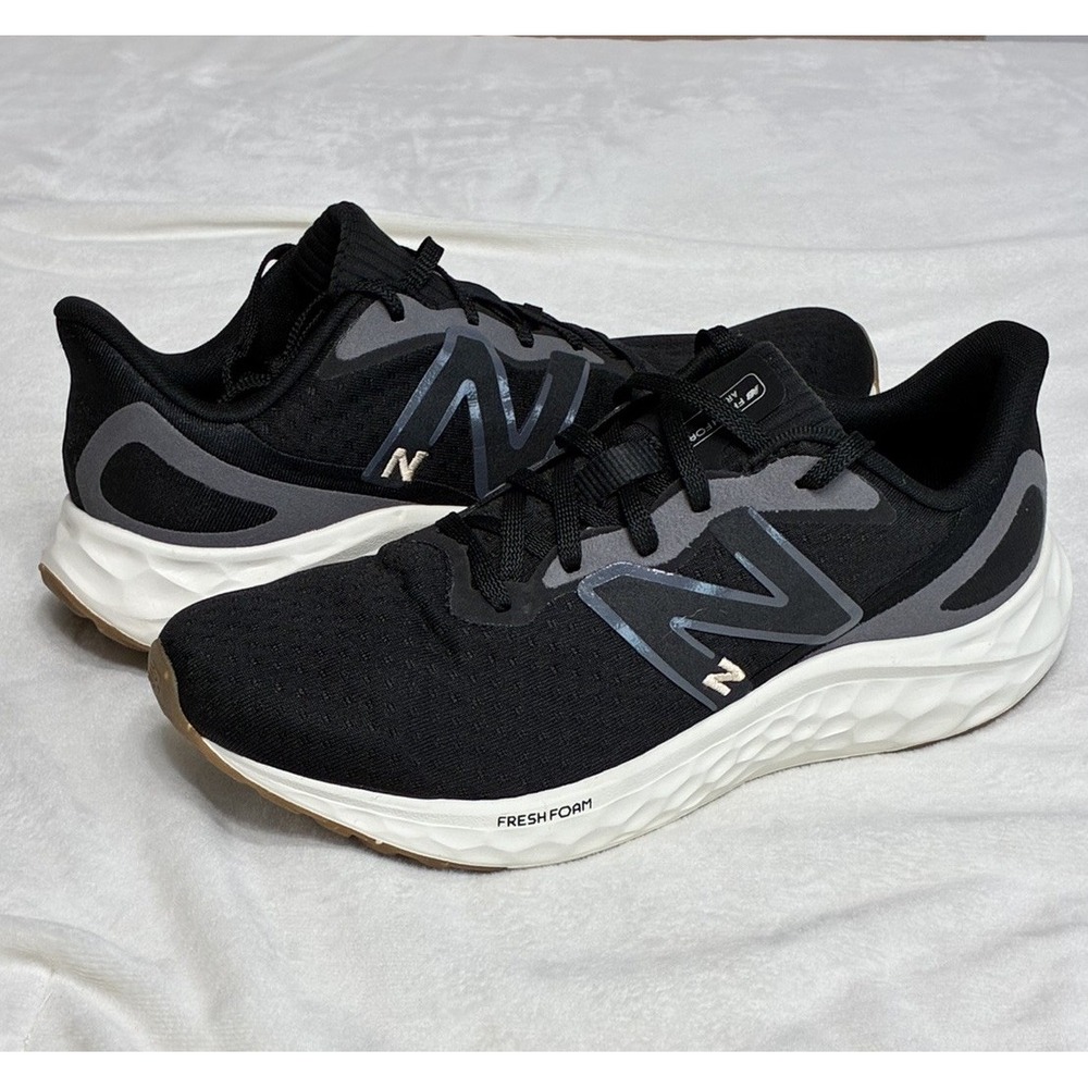 New Balance Fresh Foam Arishi v4 Womens 11 Mens 9.5 Black WARISEK4 GUM Wide